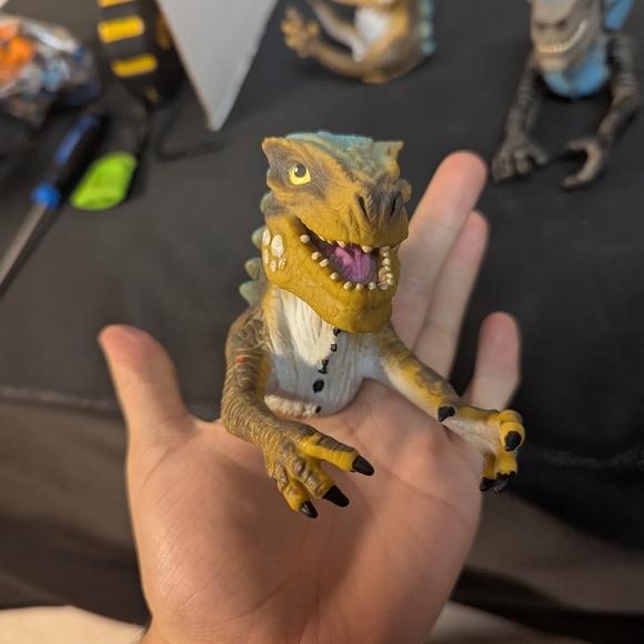 Godzilla Finger Puppets 1998 Toho - Picture 5 of 8